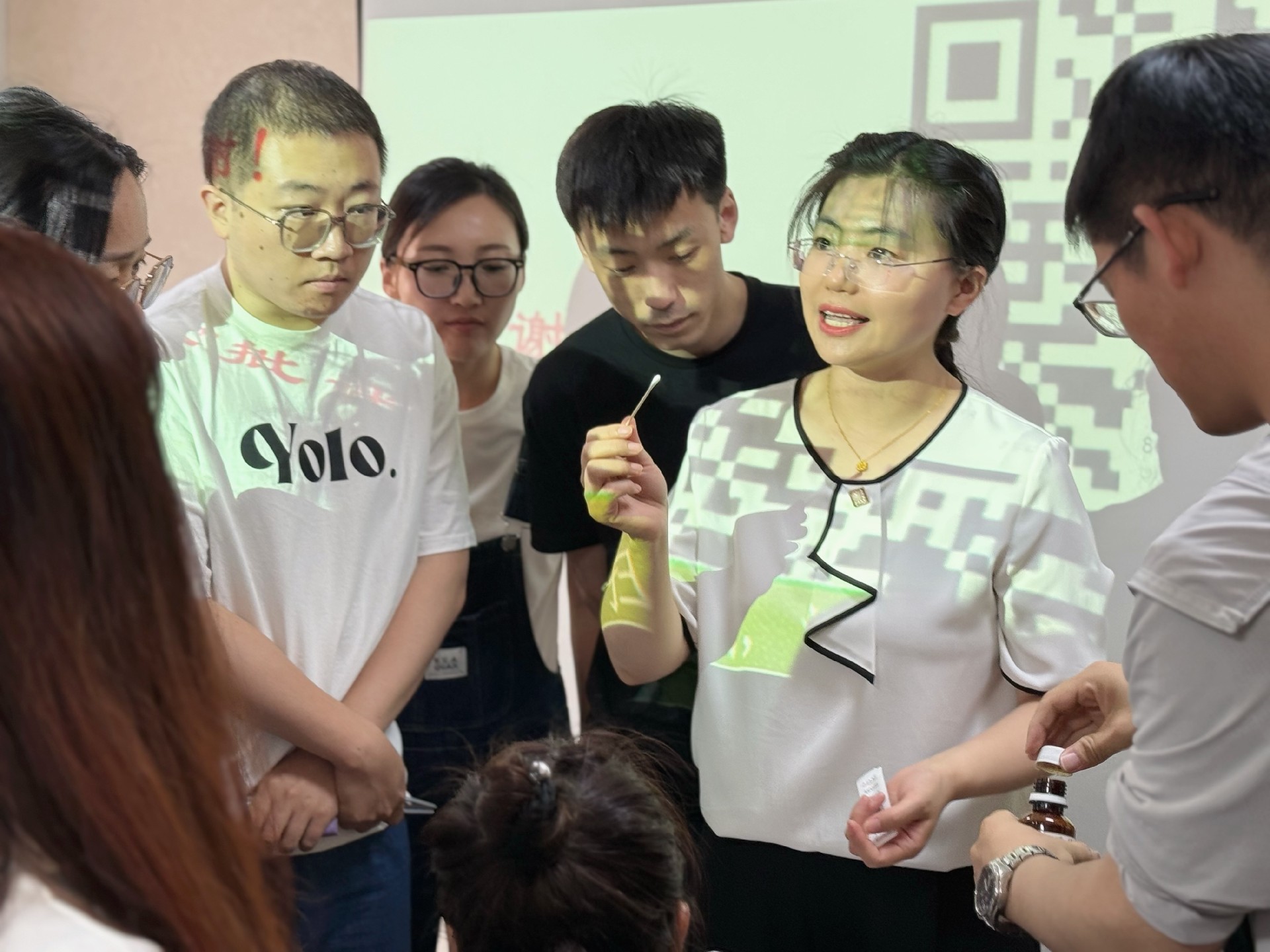 杨兰讲课2.jpg